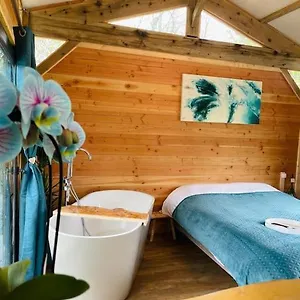 Chalet Chalet Dalo Cosy Spa Prive, Roussayrolles